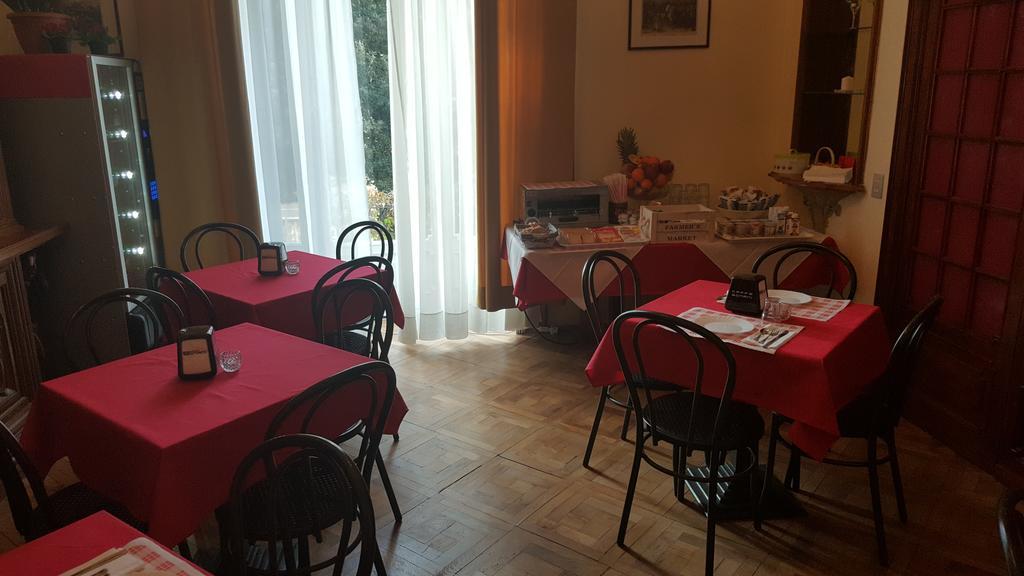 Royal Guest house Genoa
