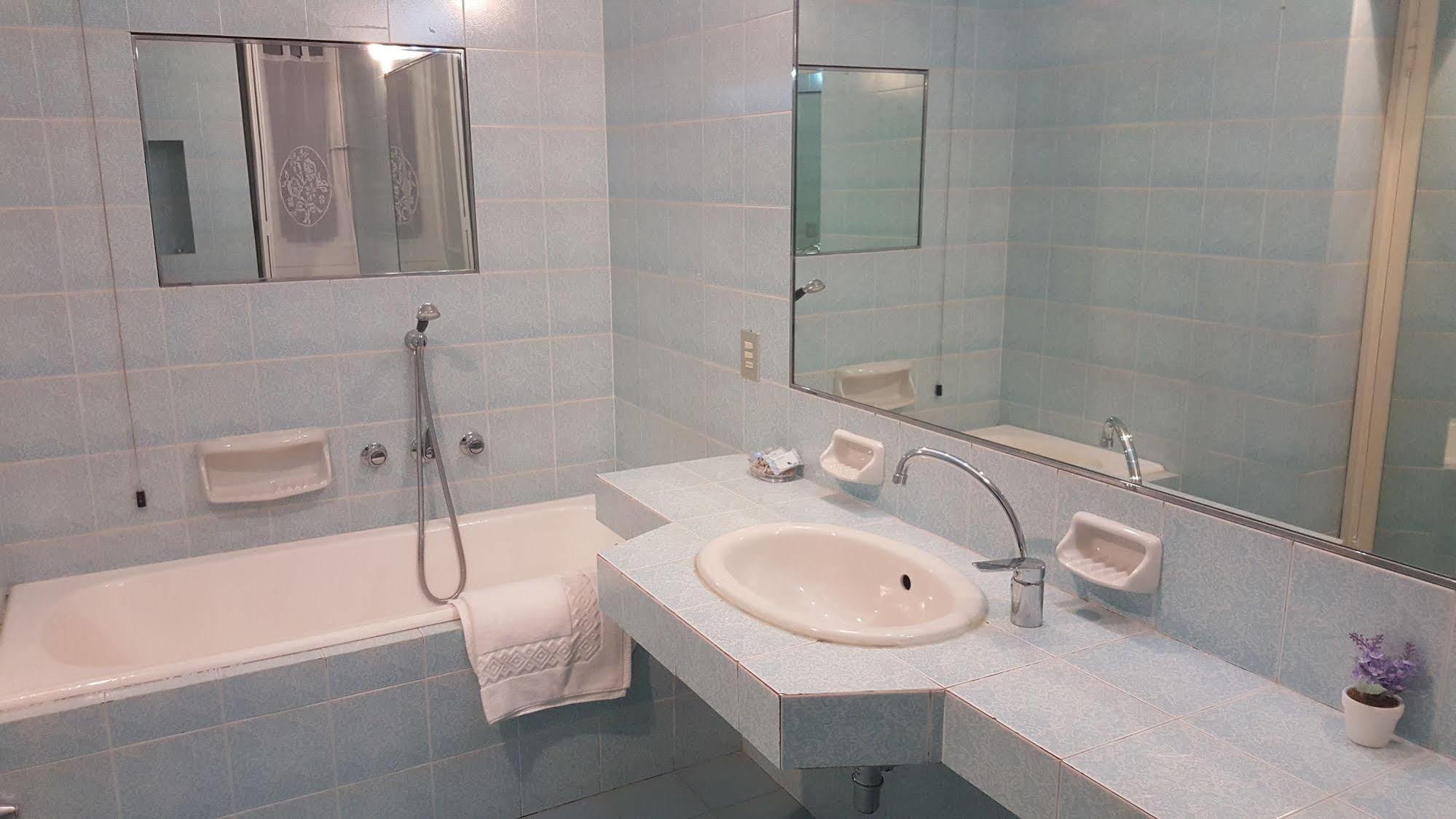 Royal Guest house 2*